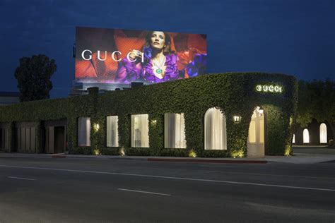 gucci salon melrose place.